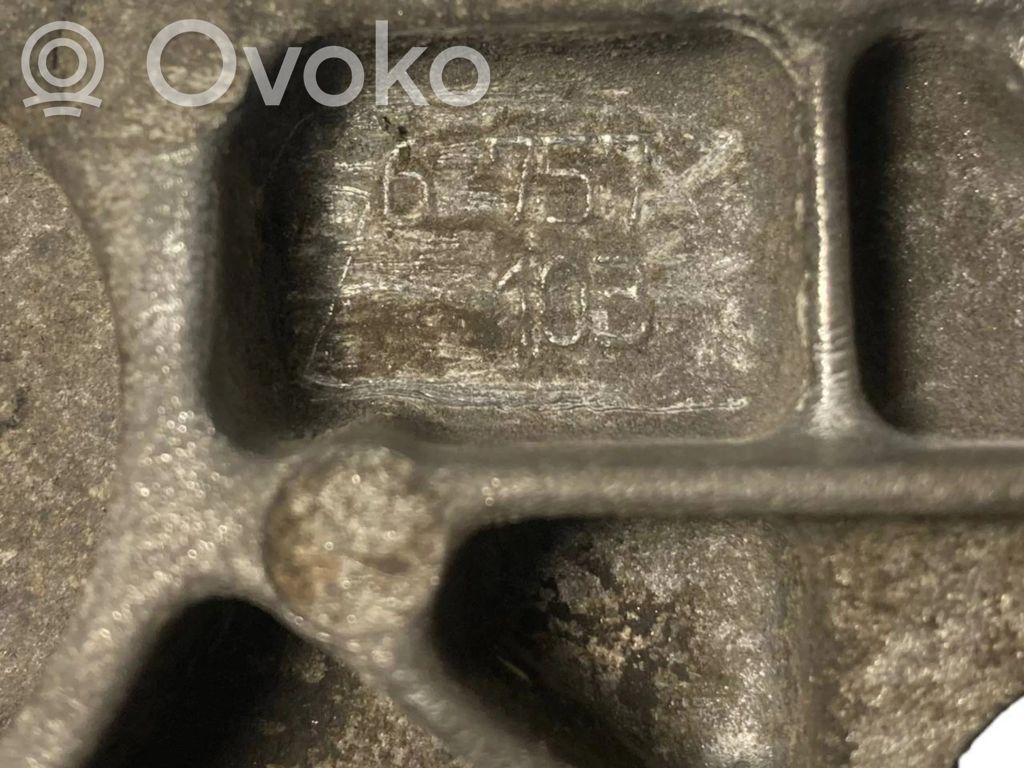 Кронштейн крепления трансмиссии