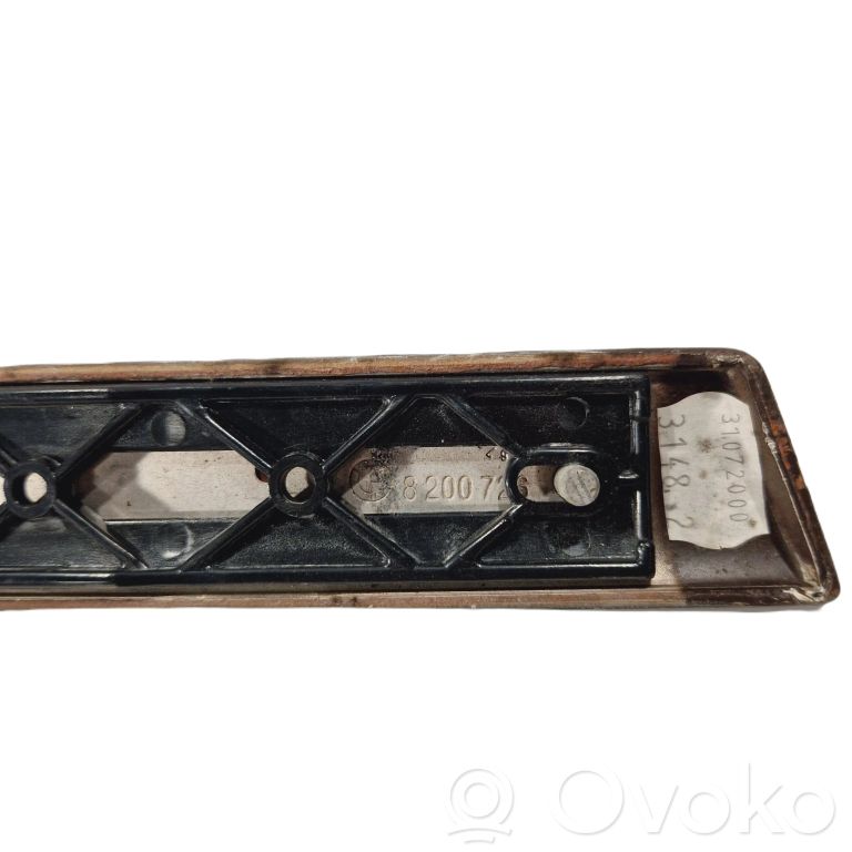 Cita veida salona detaļa