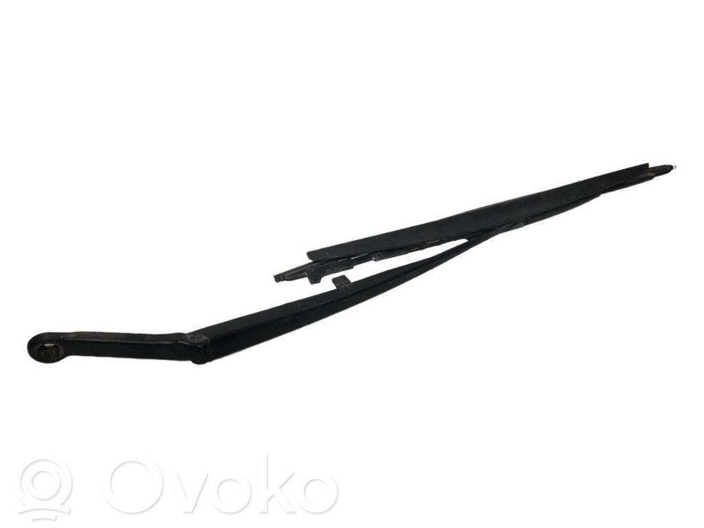 Windshield wiper arm