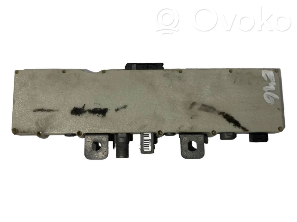 Antenna amplifier