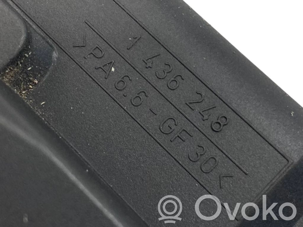 Radiatora (-u) turētājs / kronšteins