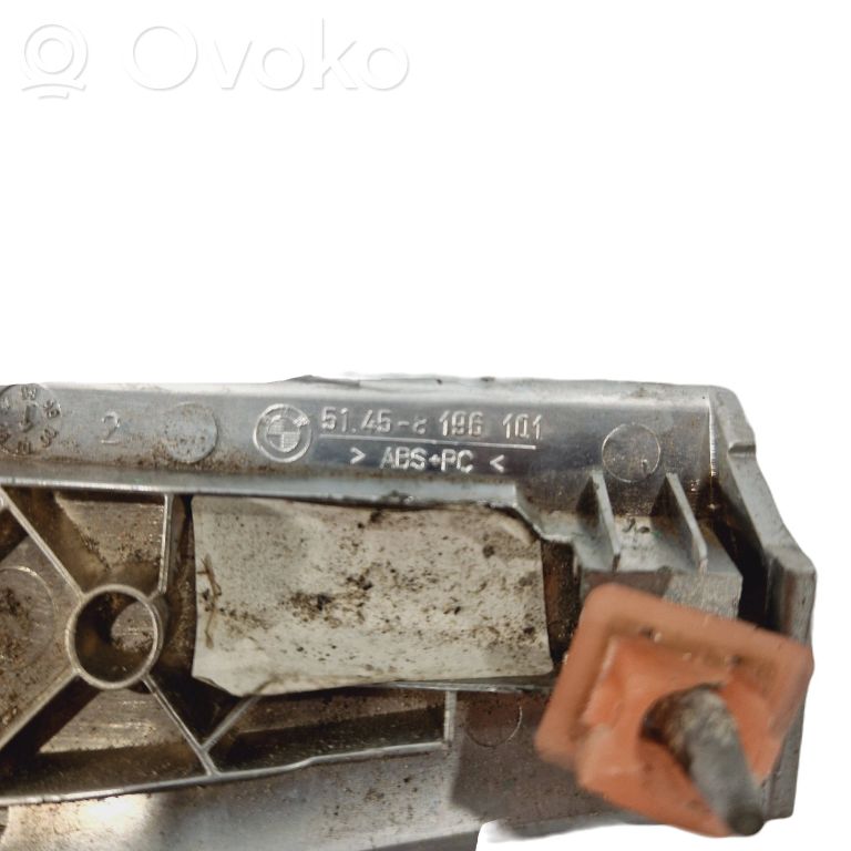 Cita veida salona detaļa