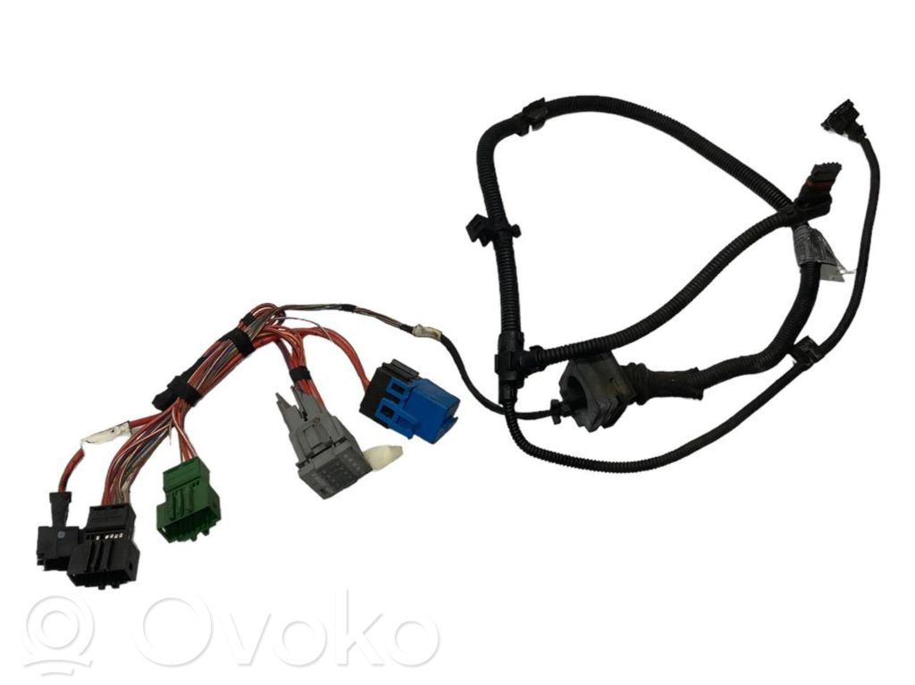 Dzinēja vadu instalācija
