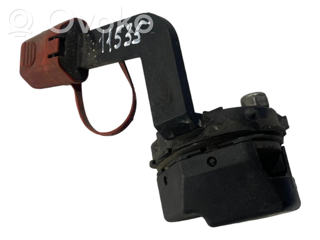 Positive wire connection assembly