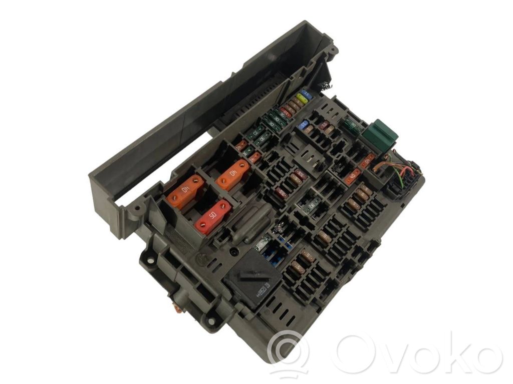 Fuse block