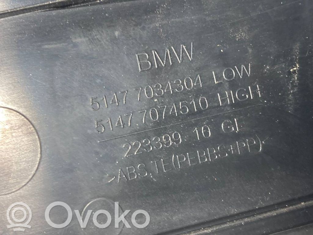 Priekšējā sliekšņa dekoratīvā apdare (iekšējā)