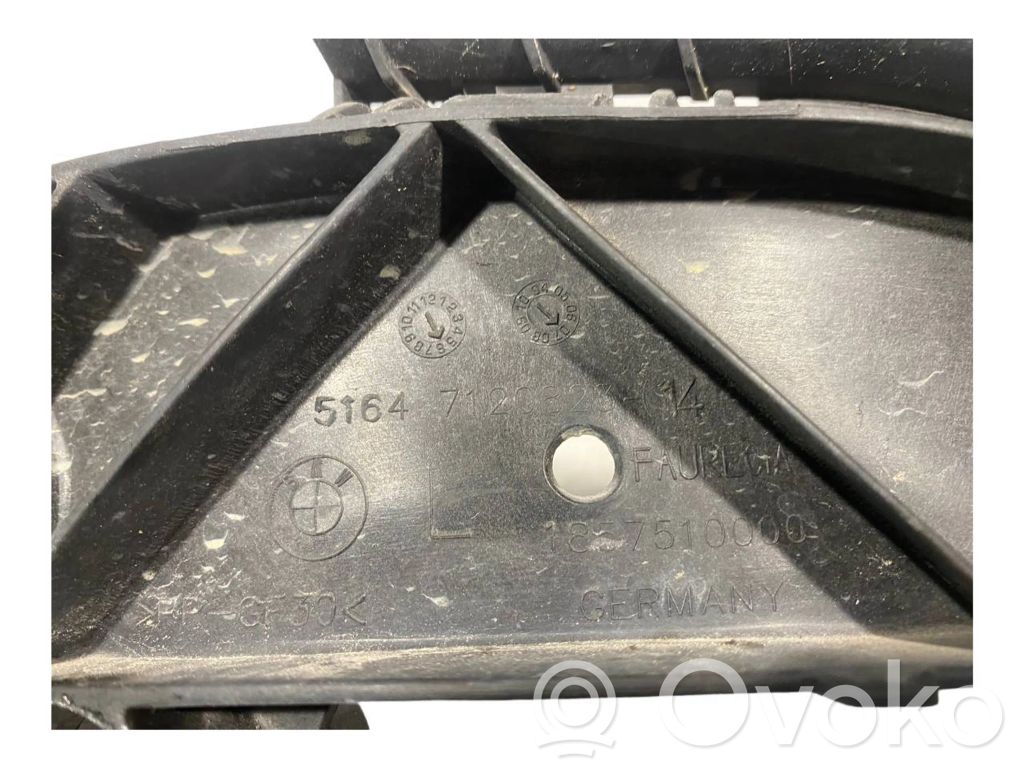 Priekšējā luktura turētājs