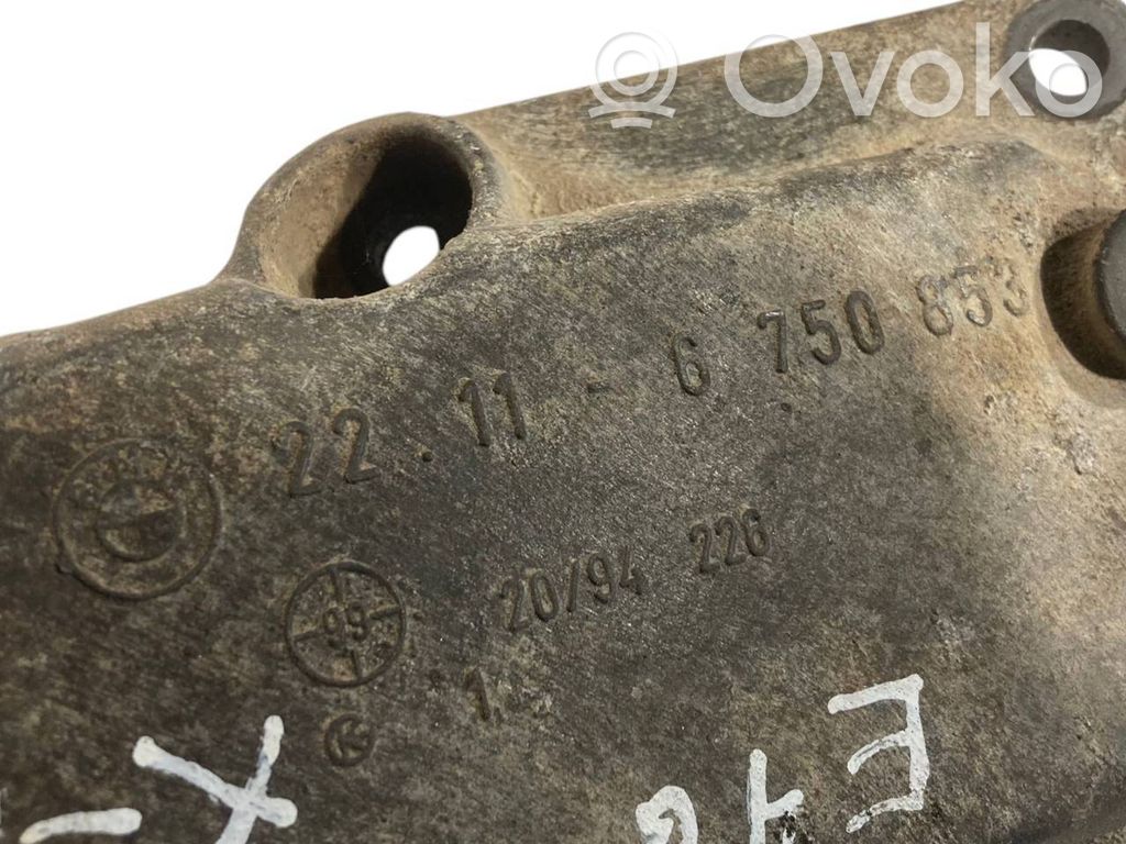Dzinēja nostiprināšanas stiprinājums-kronšteins