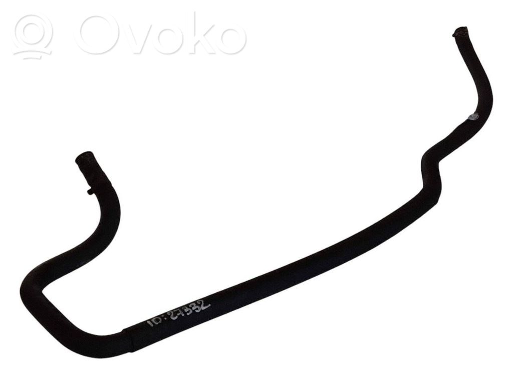 Caurulīte (-es) / šļūtene (-es)