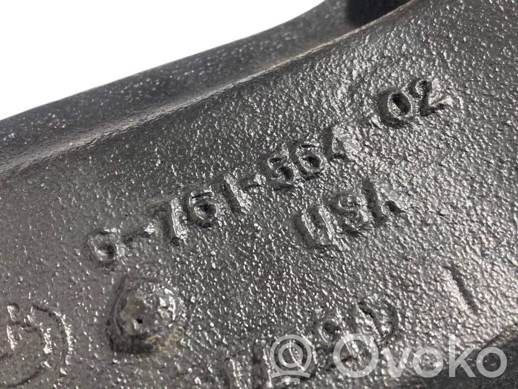 Dzinēja nostiprināšanas stiprinājums-kronšteins