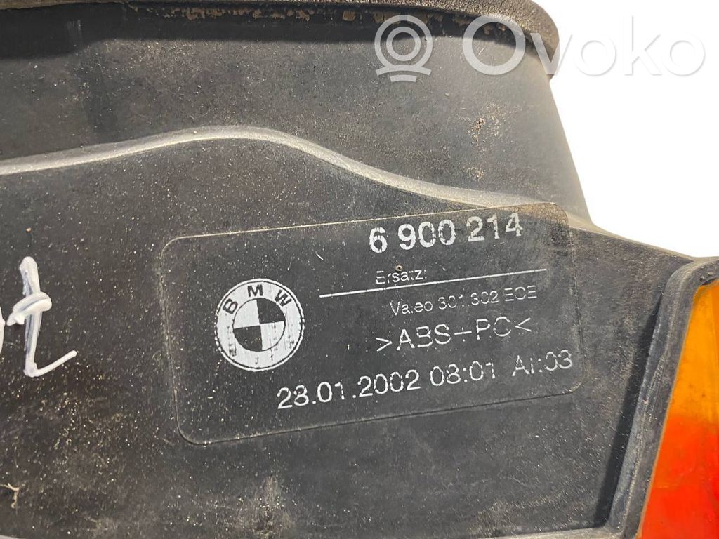 Aizmugurējais lukturis virsbūvē