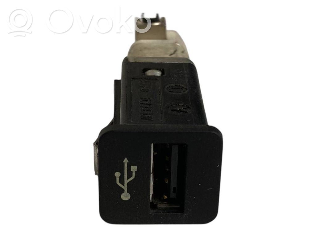 USB connector
