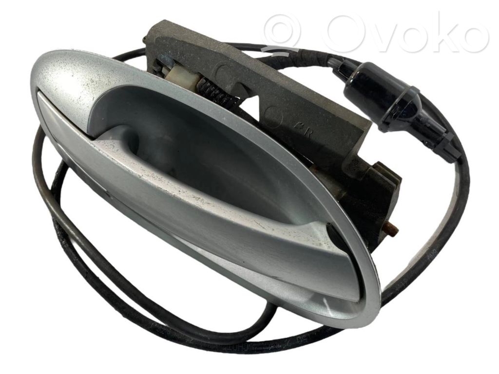 External opening handle