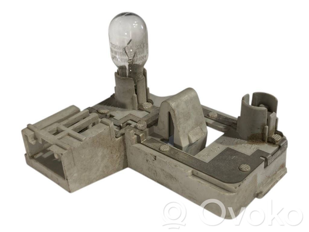 Rear lamp cover holder