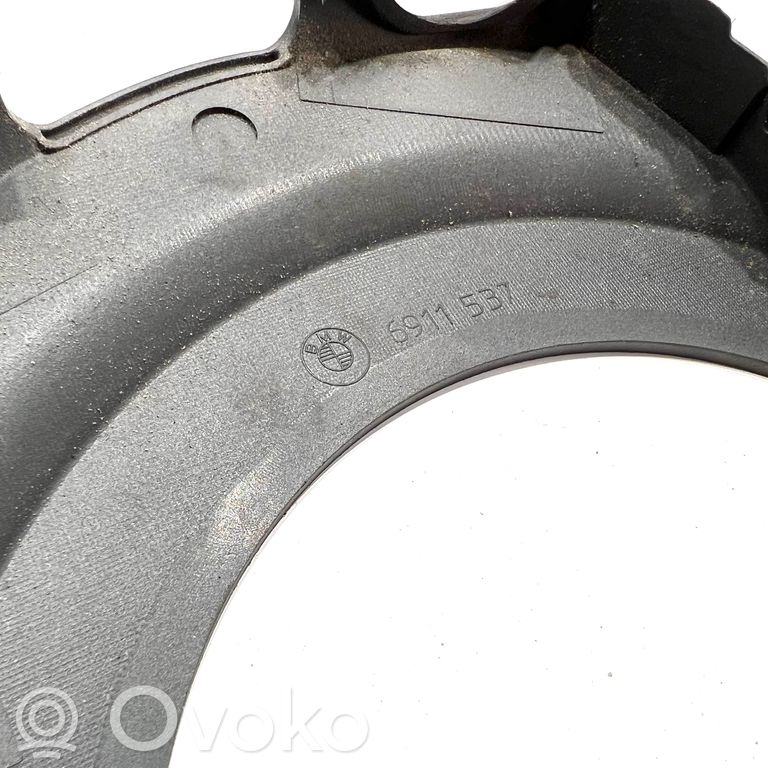 Steering axle trim