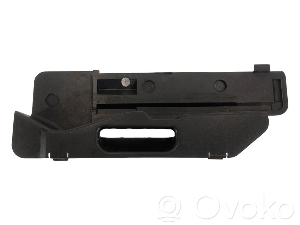 Spare wheel compartment trim