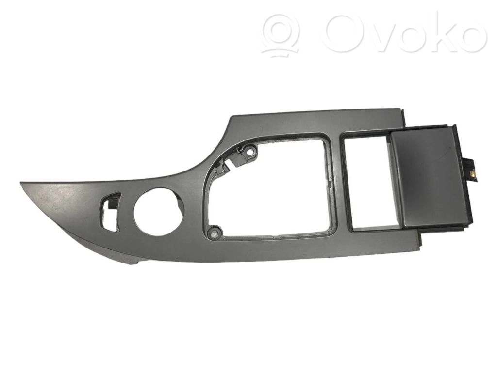 Gear shift lever decorative trim (plastic)