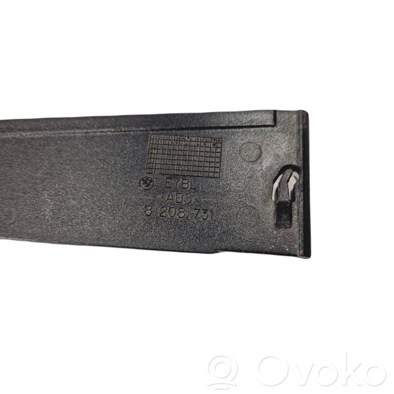 Bagāžnieka pārsega dekoratīvā apdare (komplekts)