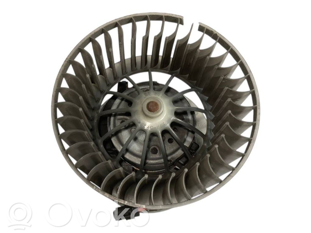 Small radiator fan