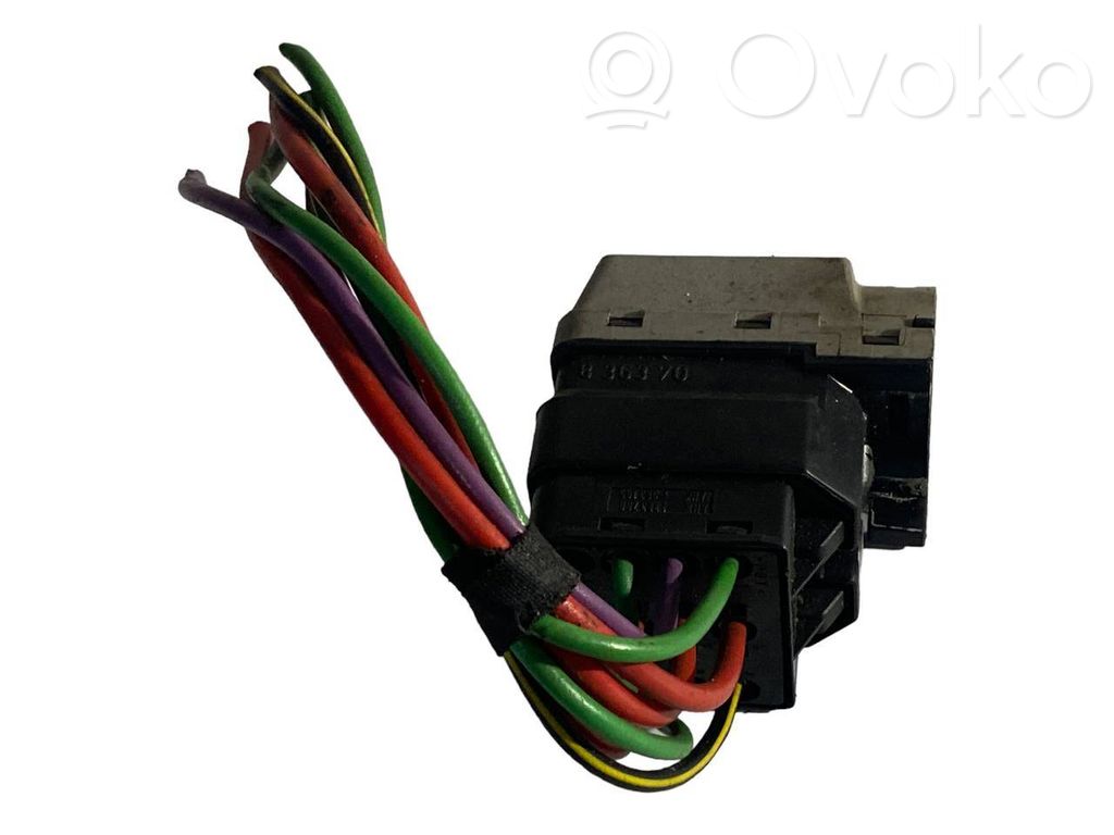 Ignition switch contacts