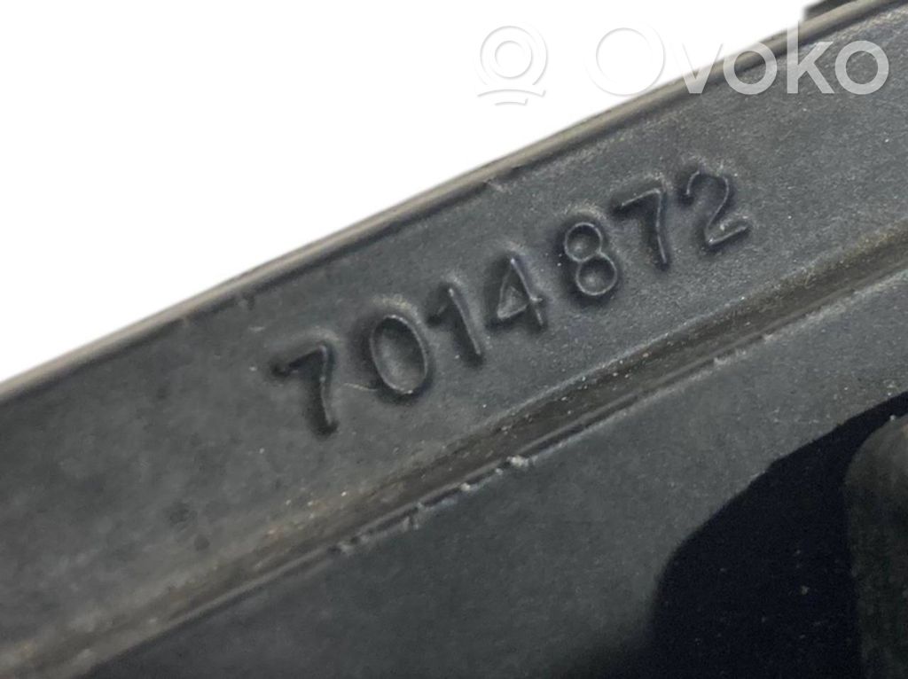 Aizmugurējā pārsega slēdzene