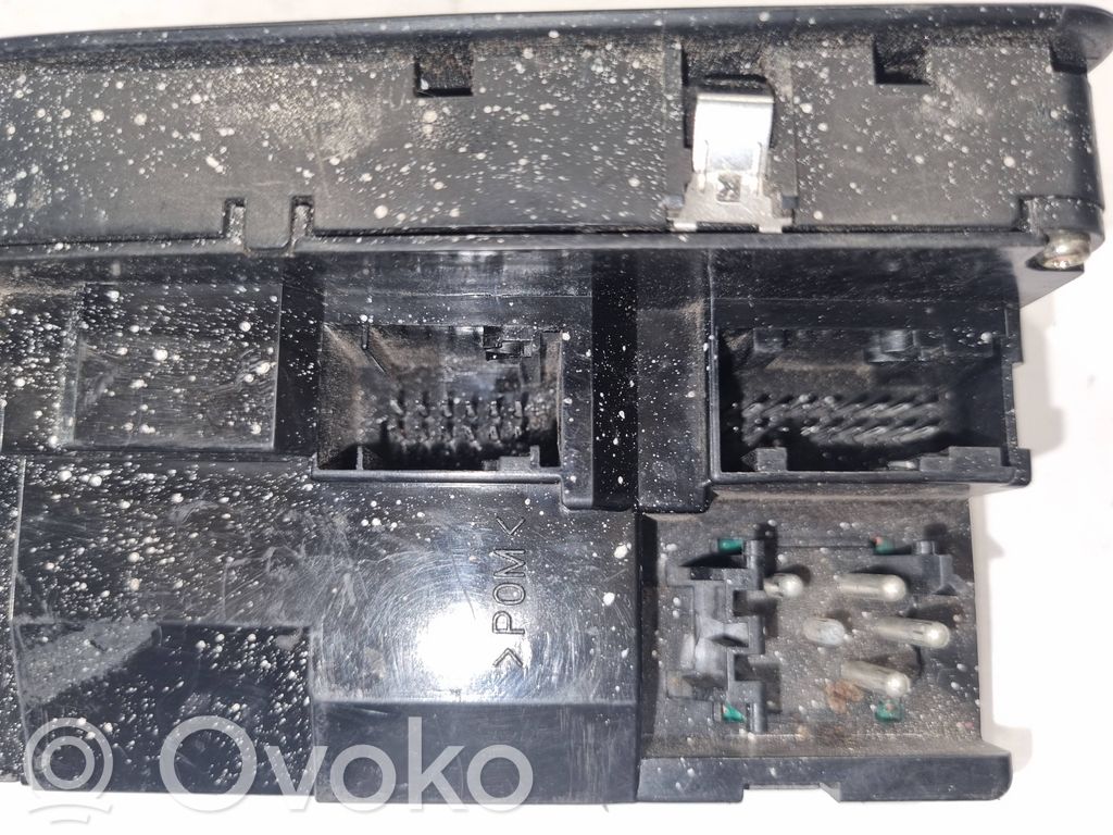 Elektrisko logu slēdzis
