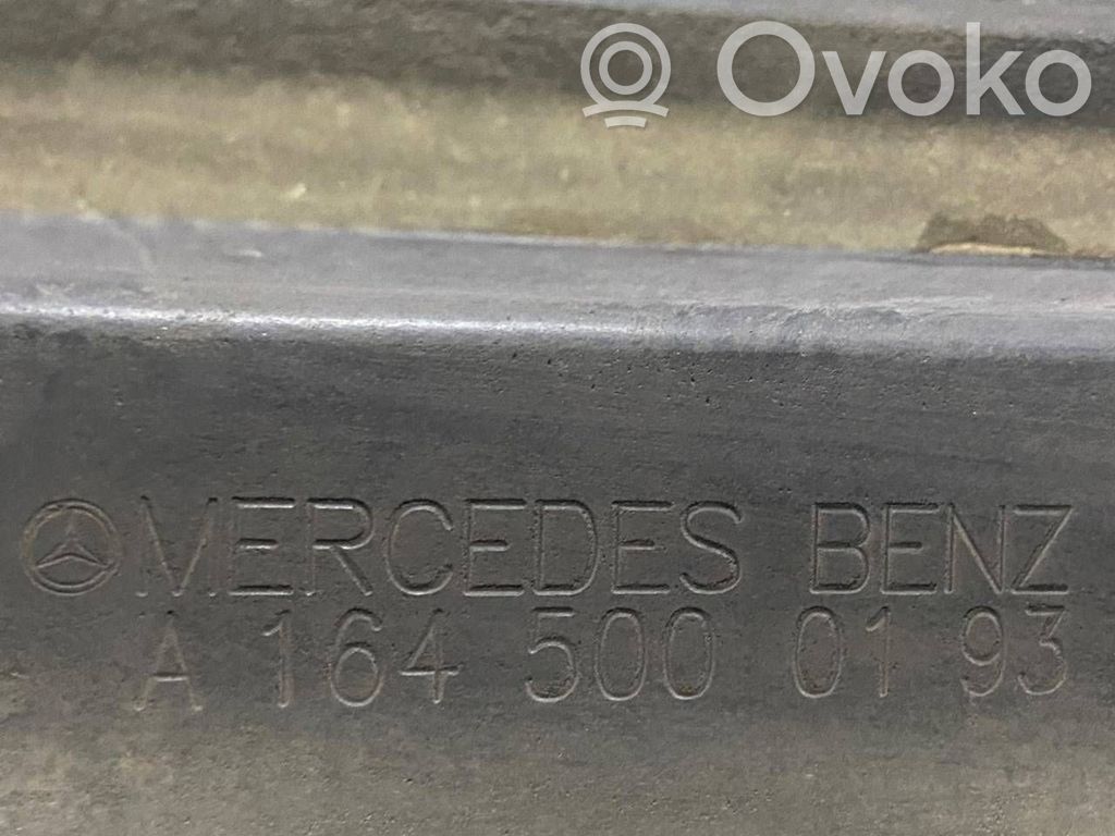 Elektrisks radiatoru ventilators