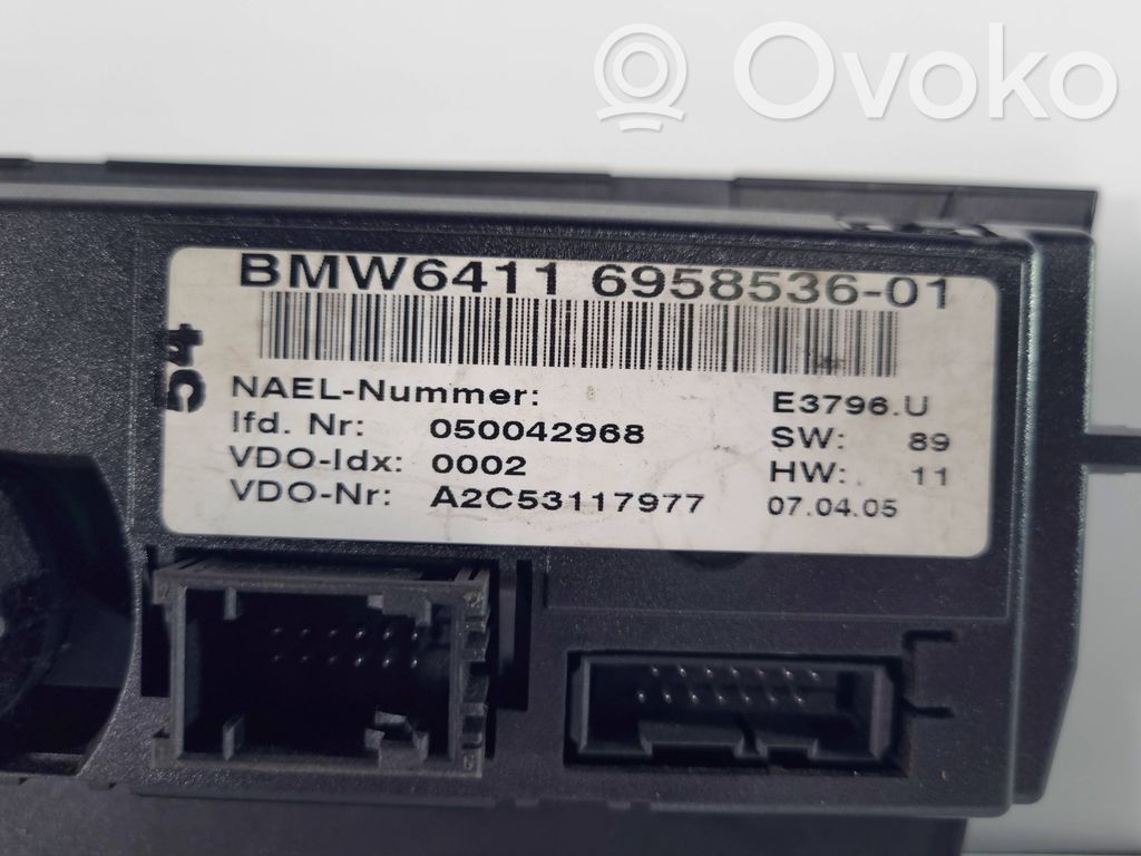 Air conditioning / climate control / interior heating control unit (in the passenger compartment)