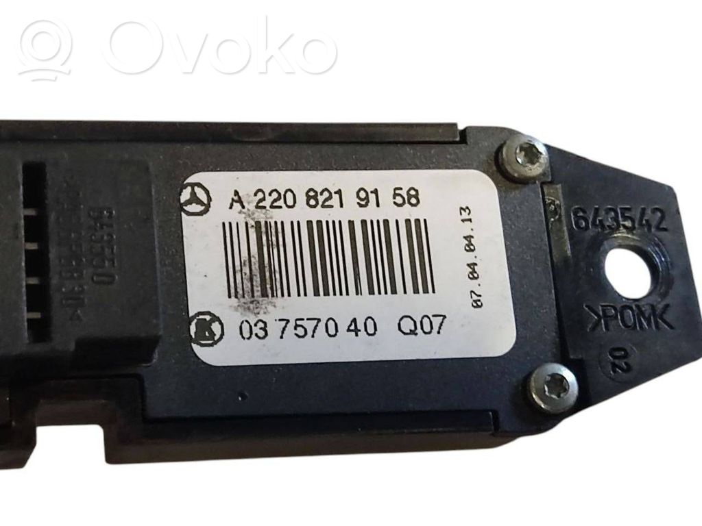 Logu elektriskās apsildes slēdzis