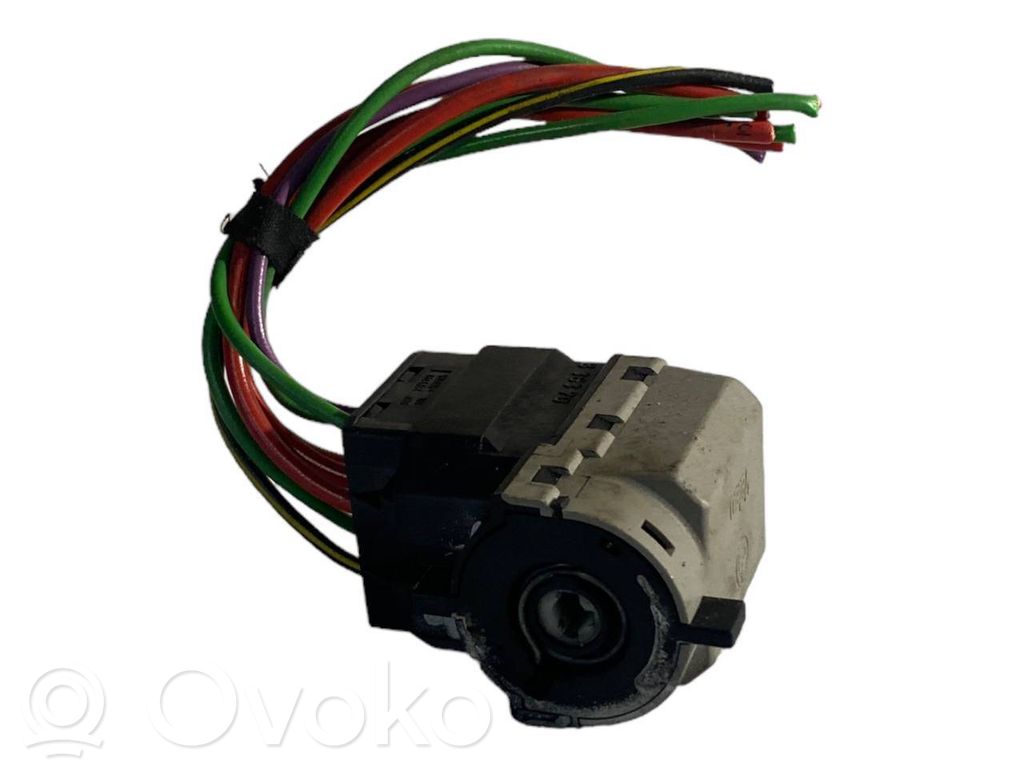 Ignition switch contacts