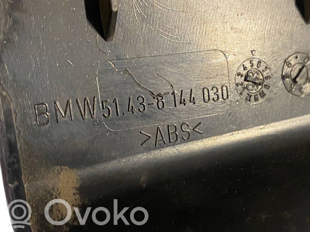 Sānu skaļruņa dekoratīvā apdare