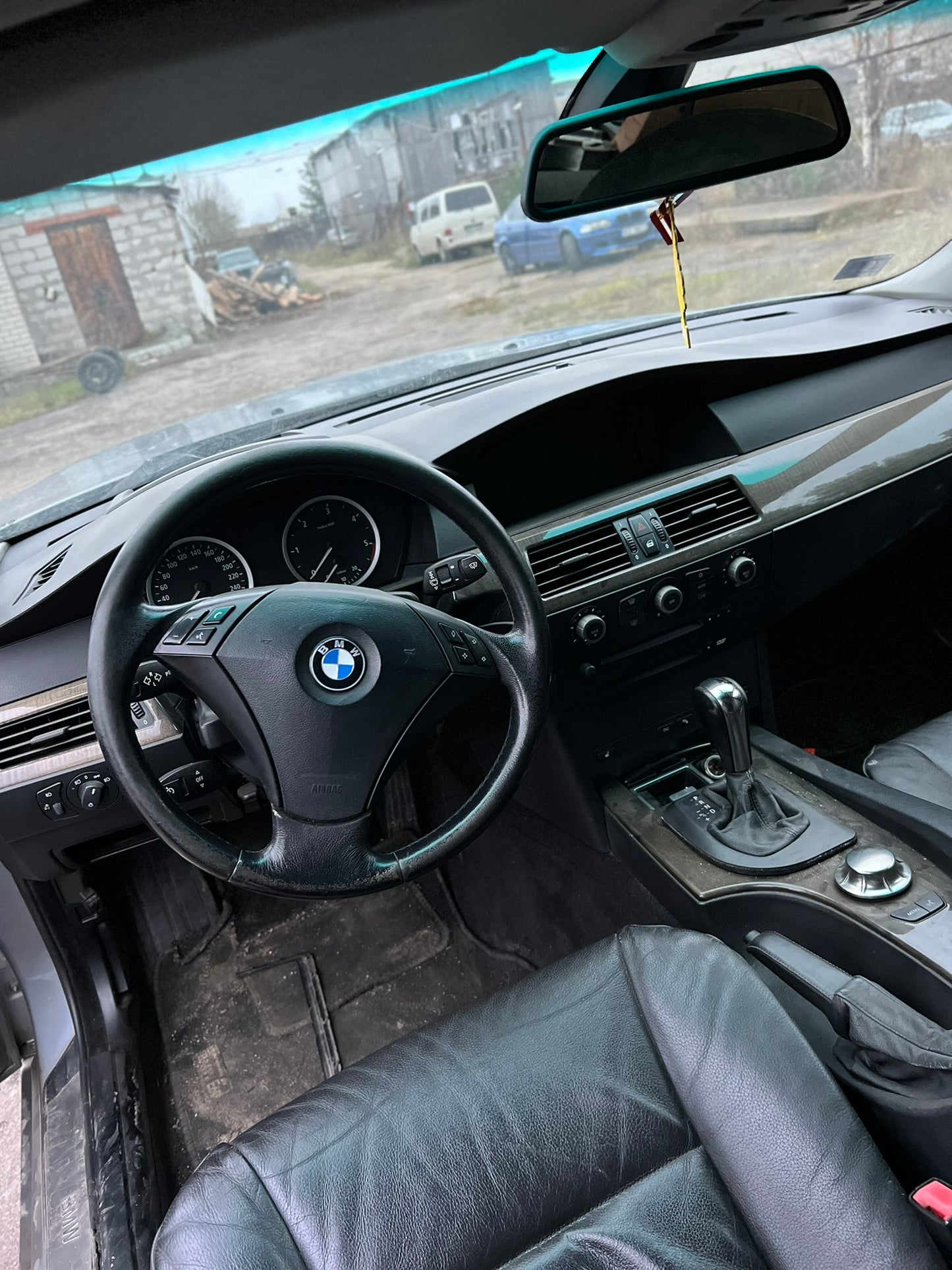BMW 525 2005.G. Rezerves daļas