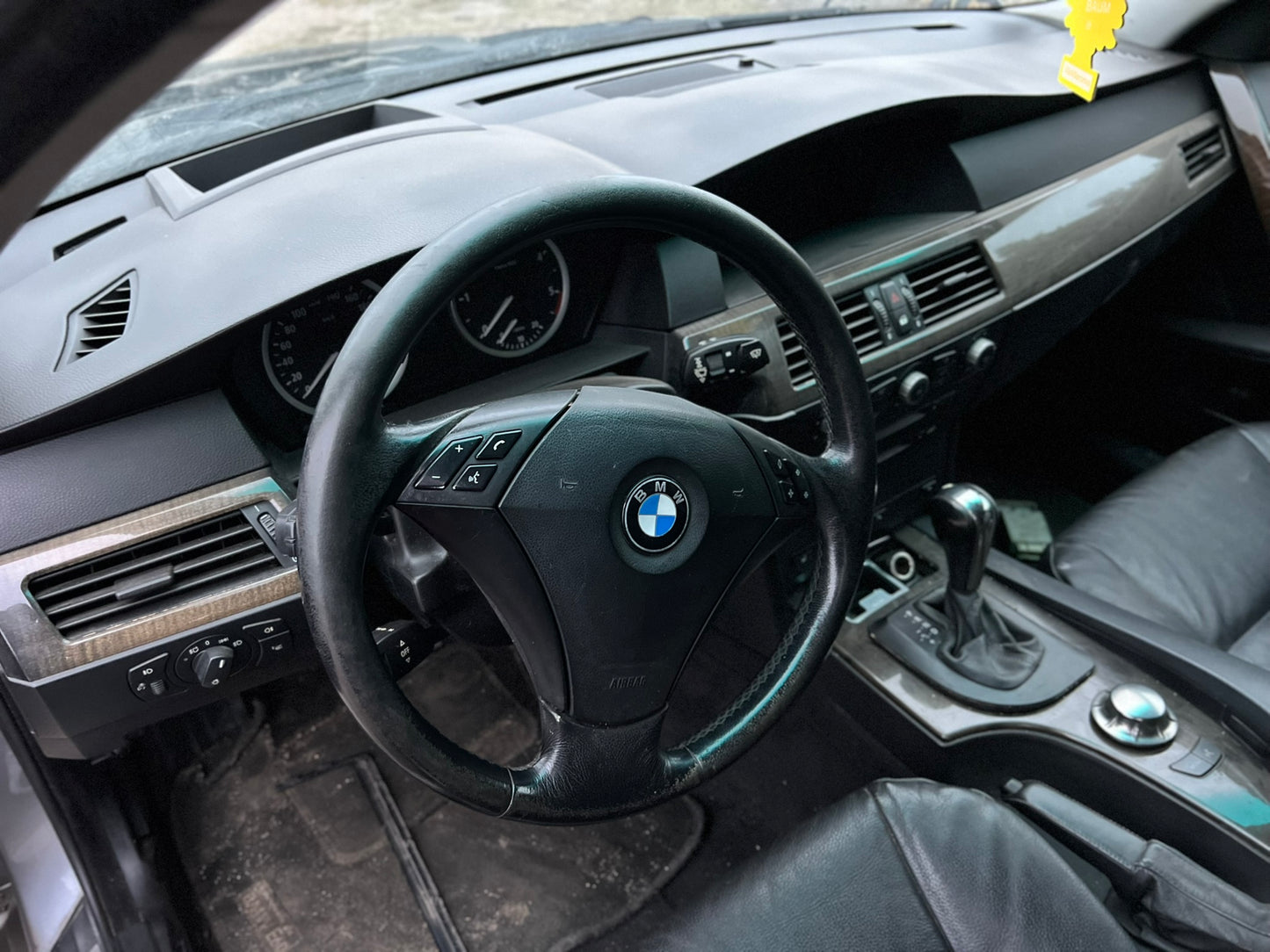 BMW 525 2005.G. Rezerves daļas