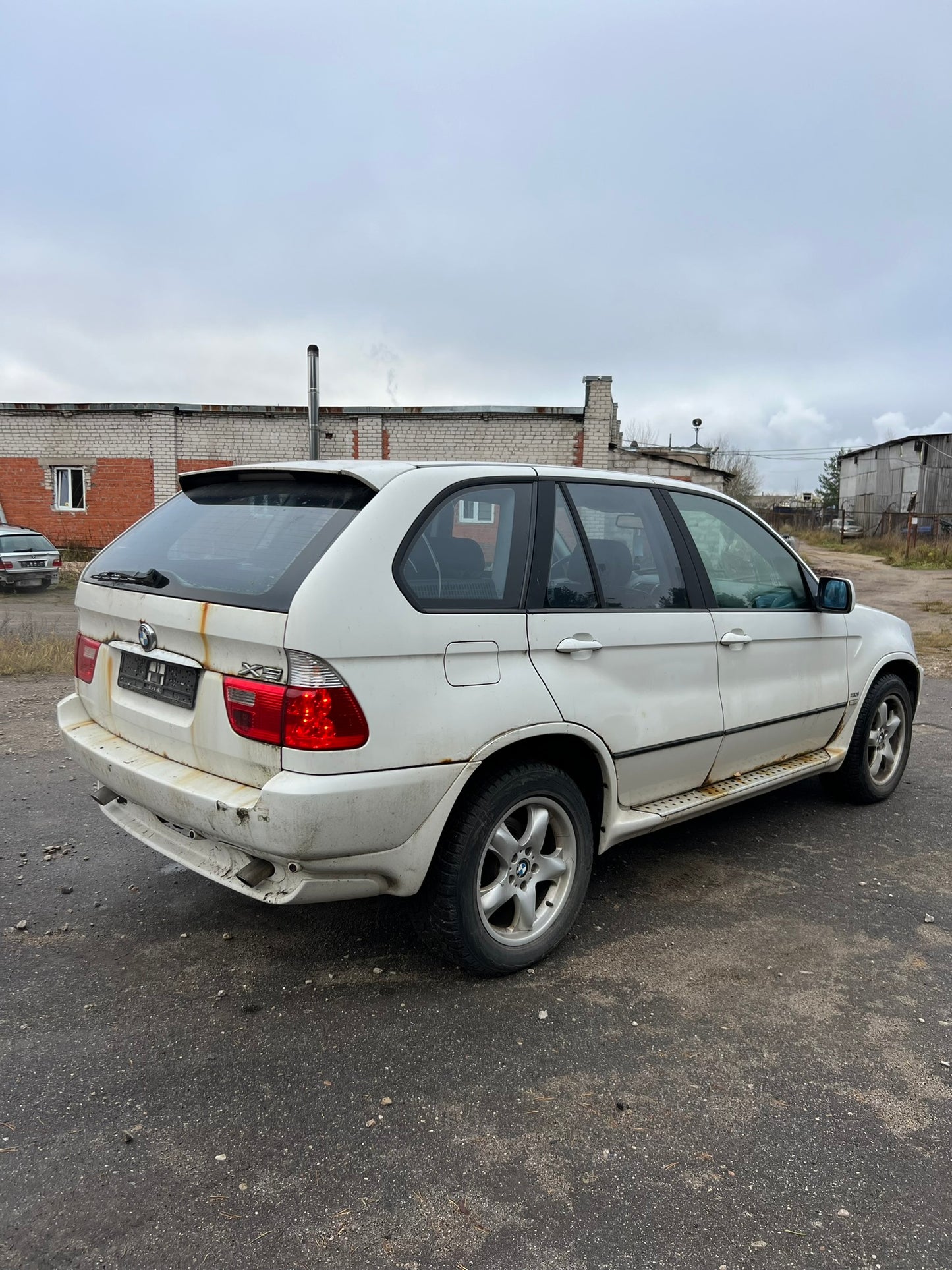 BMW X5 2003.G. REZEVES DAĻAS