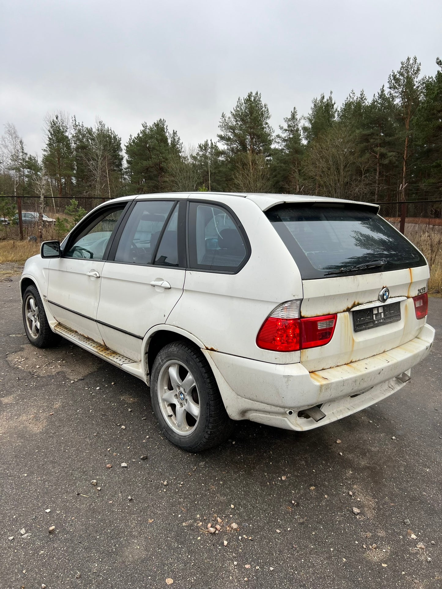 BMW X5 2003.G. REZEVES DAĻAS