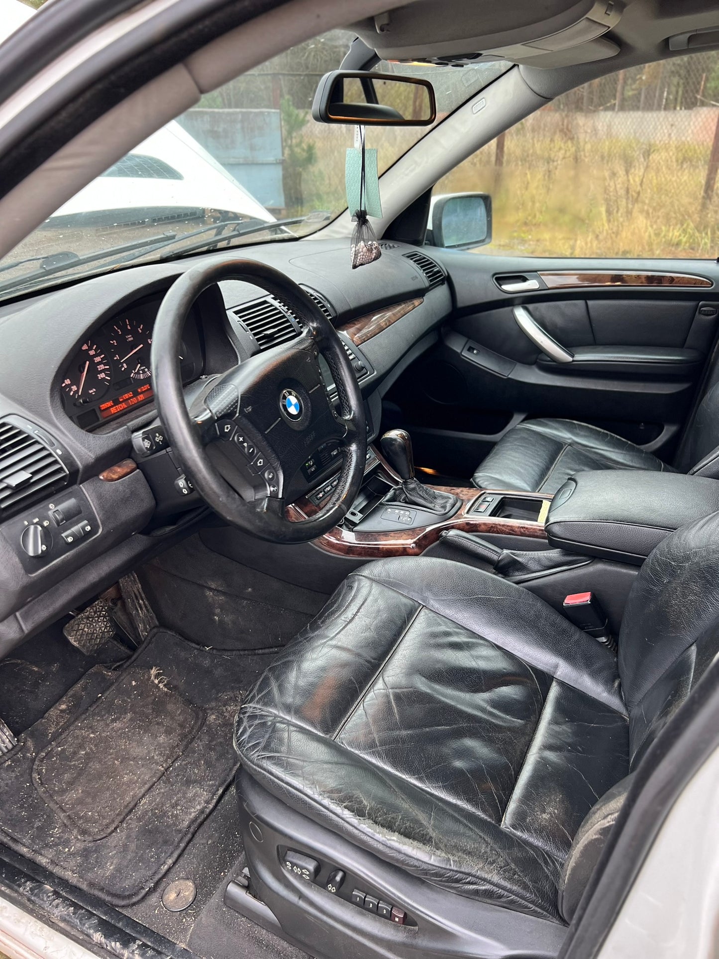 BMW X5 2003.G. REZEVES DAĻAS