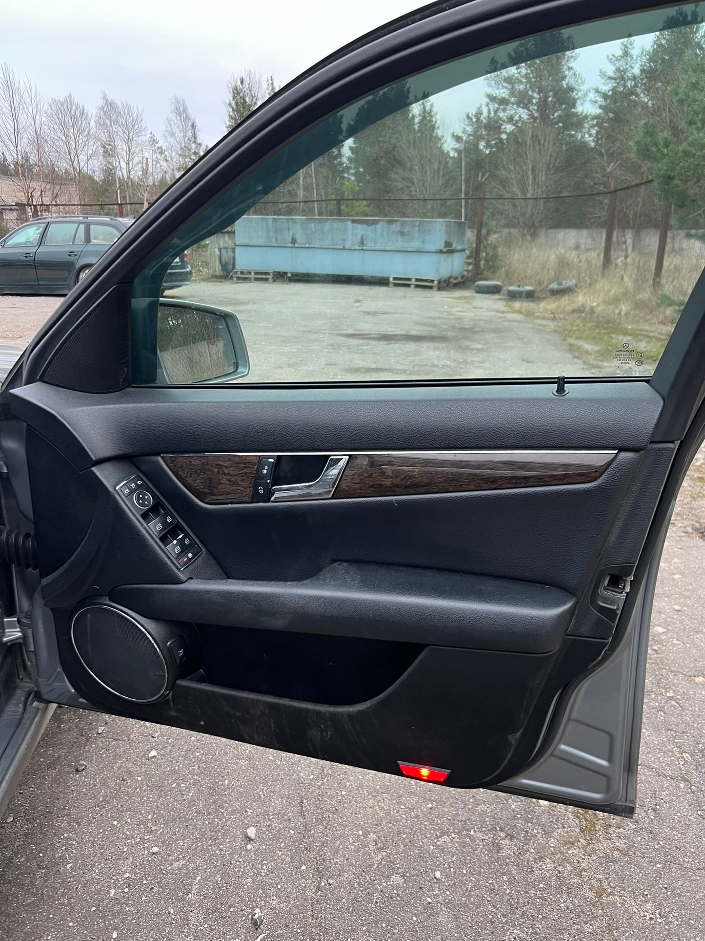 Mercedes Benz C200 2009.G.rezerves daļas