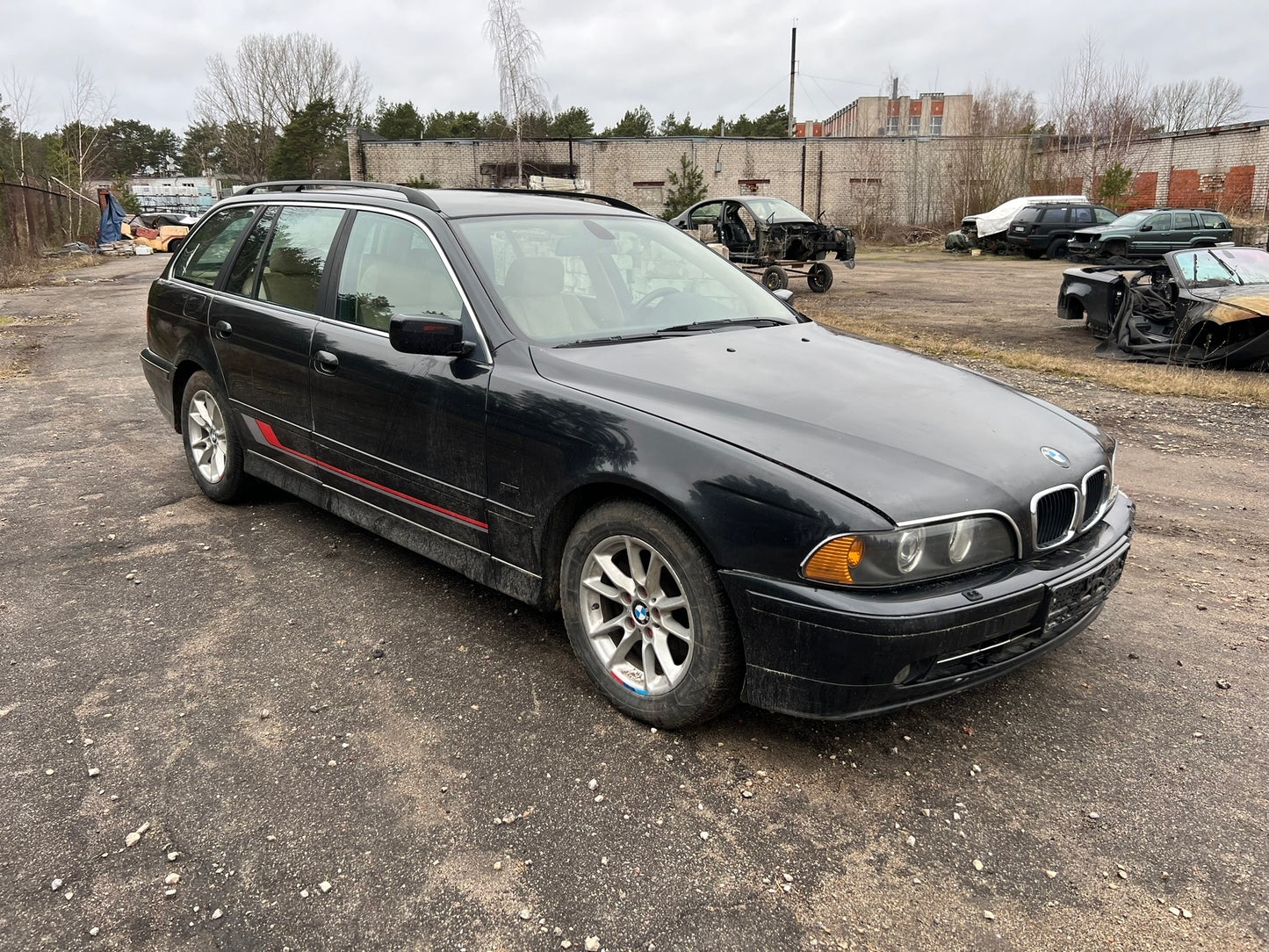 BMW 530D 2002.G. Rezerves daļas