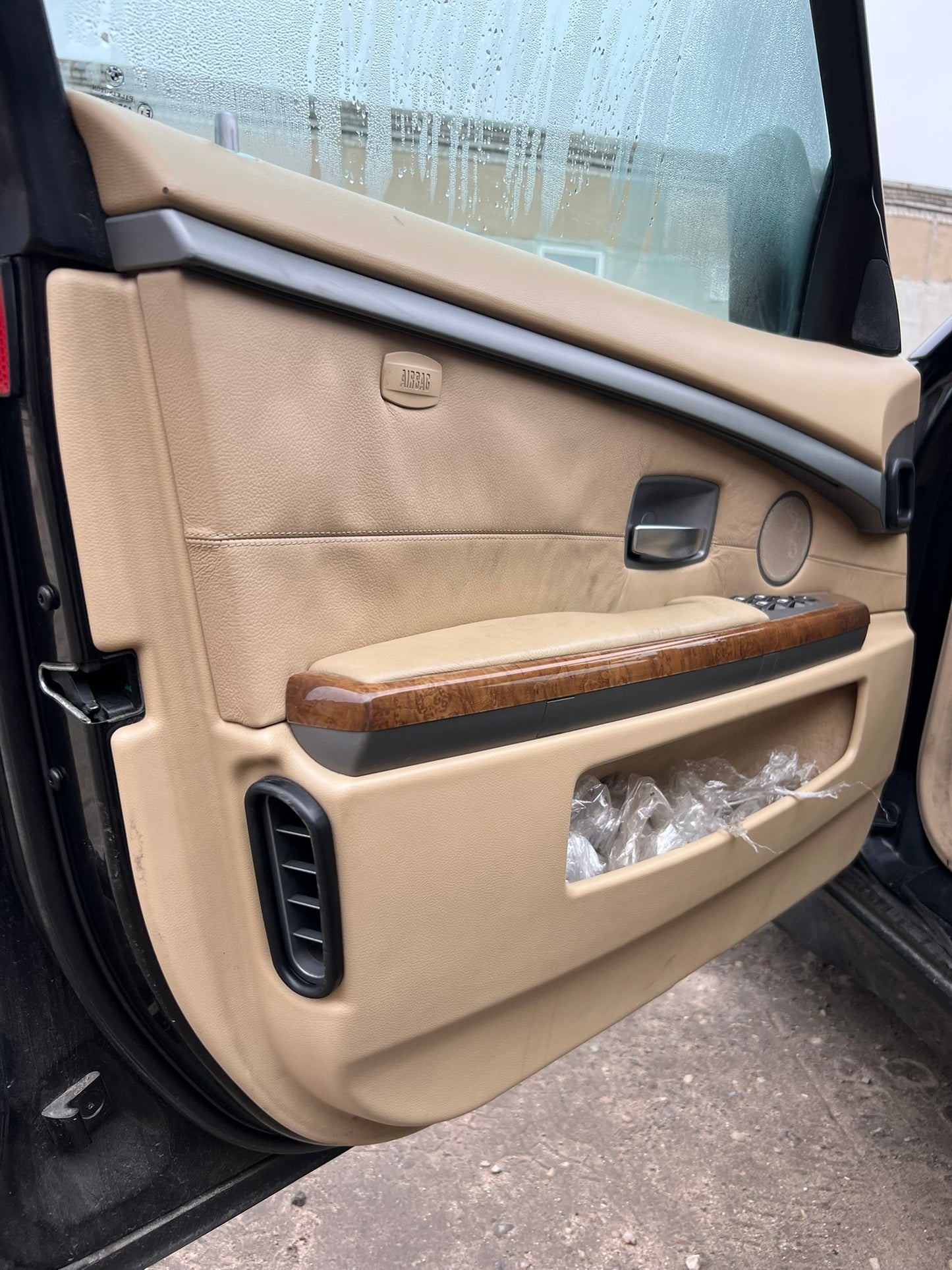 BMW E65 745 2002.G.
