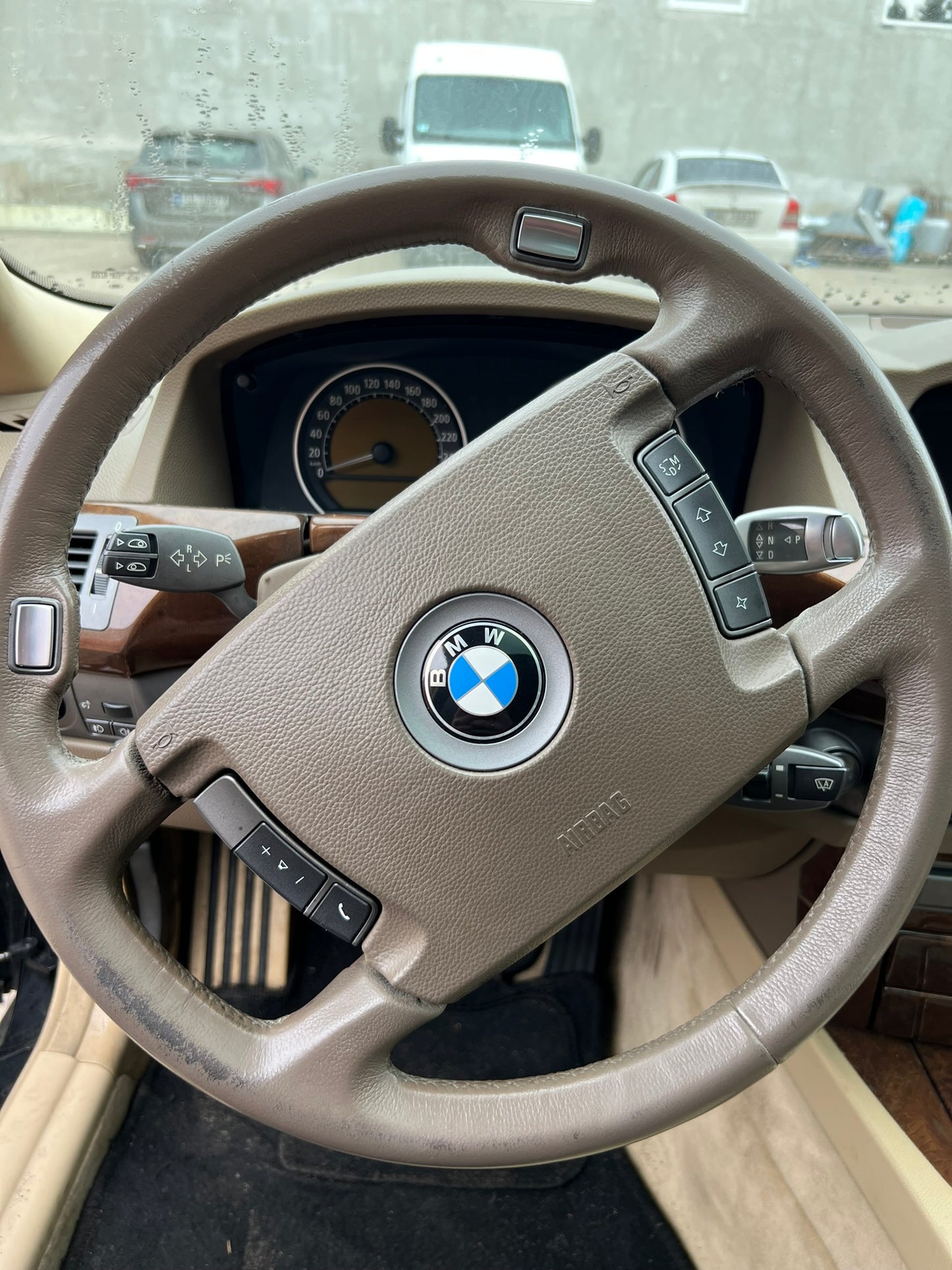 BMW E65 745 2002.G.