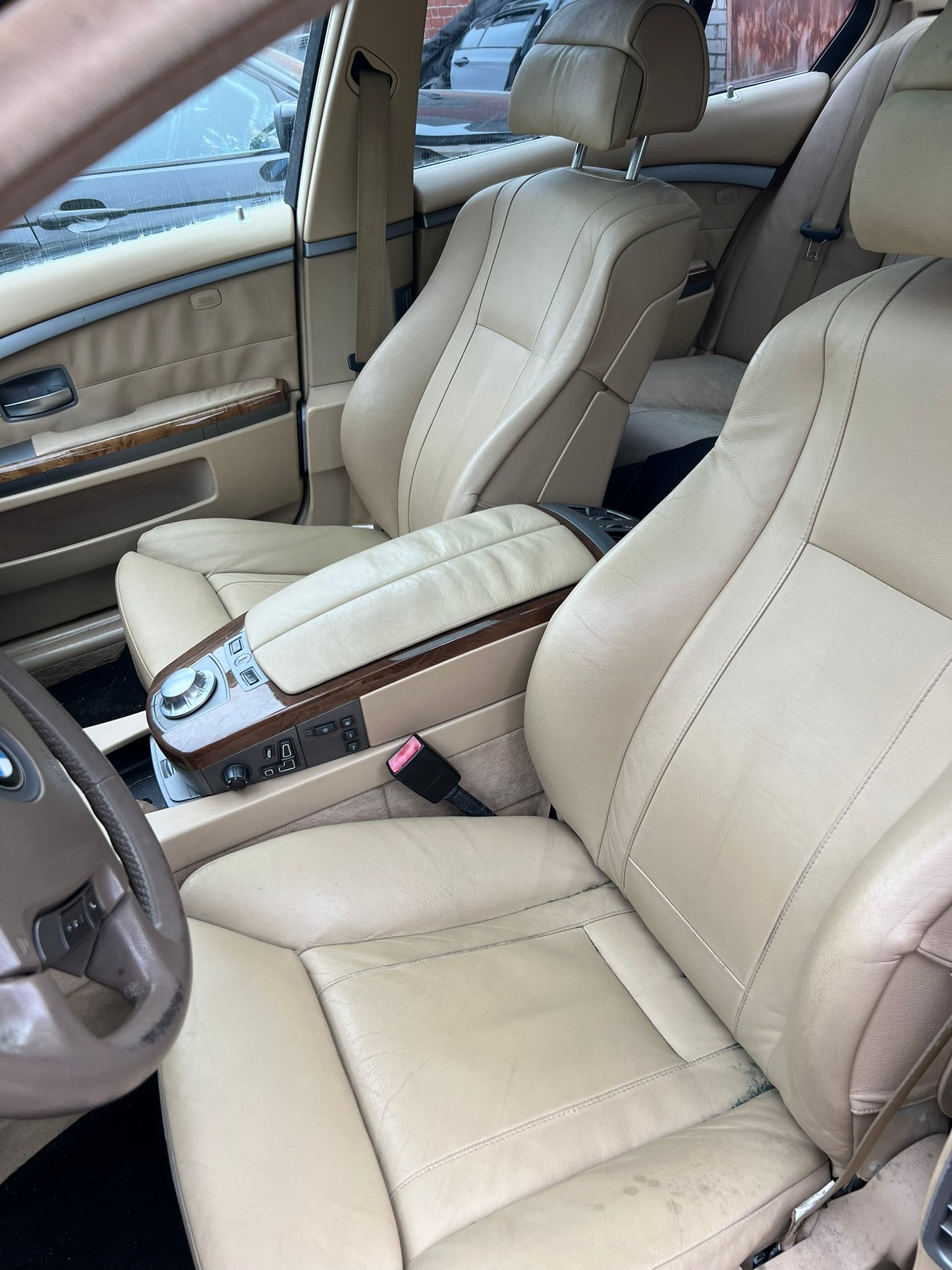 BMW E65 745 2002.G.