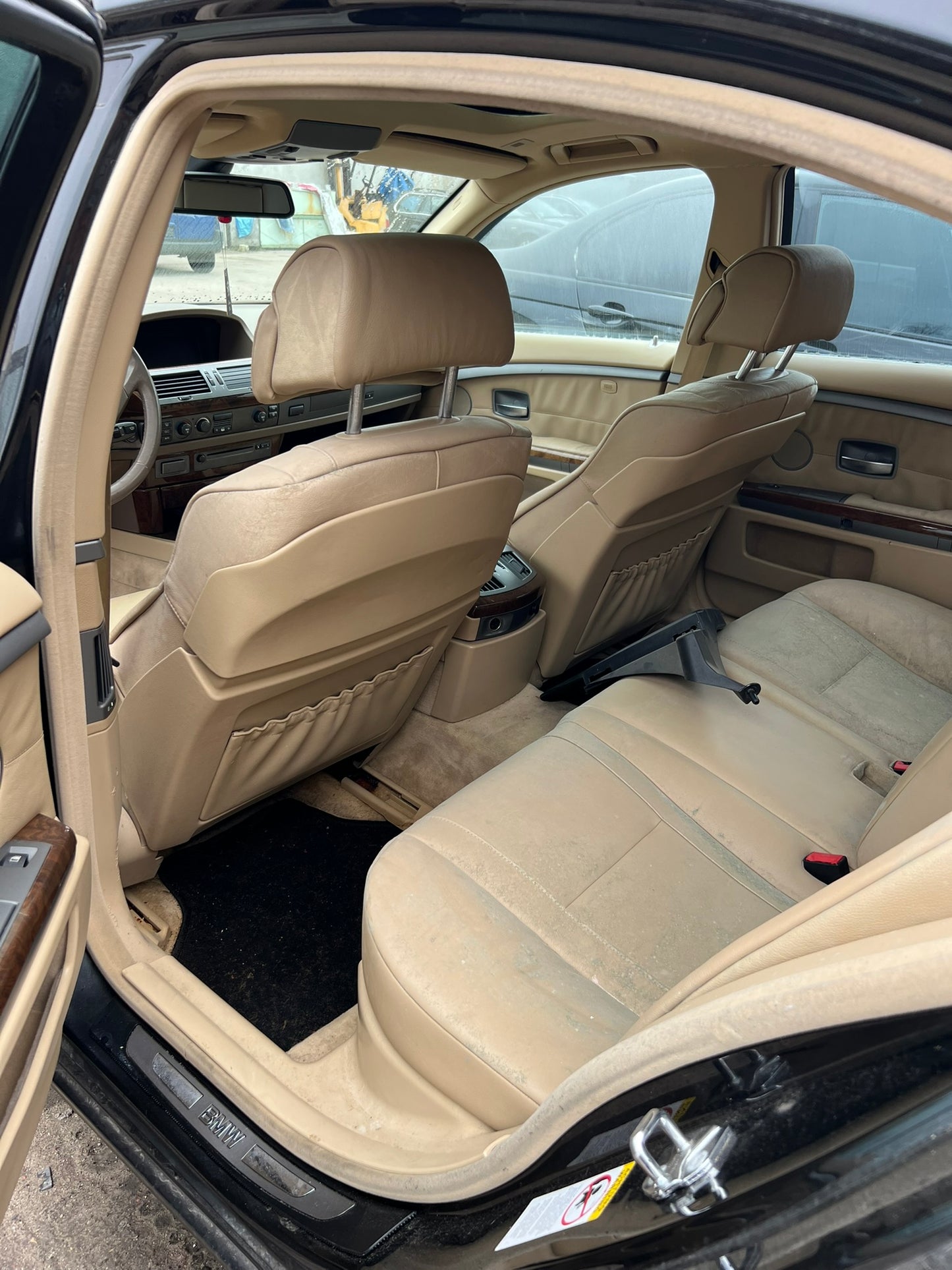 BMW E65 745 2002.G.
