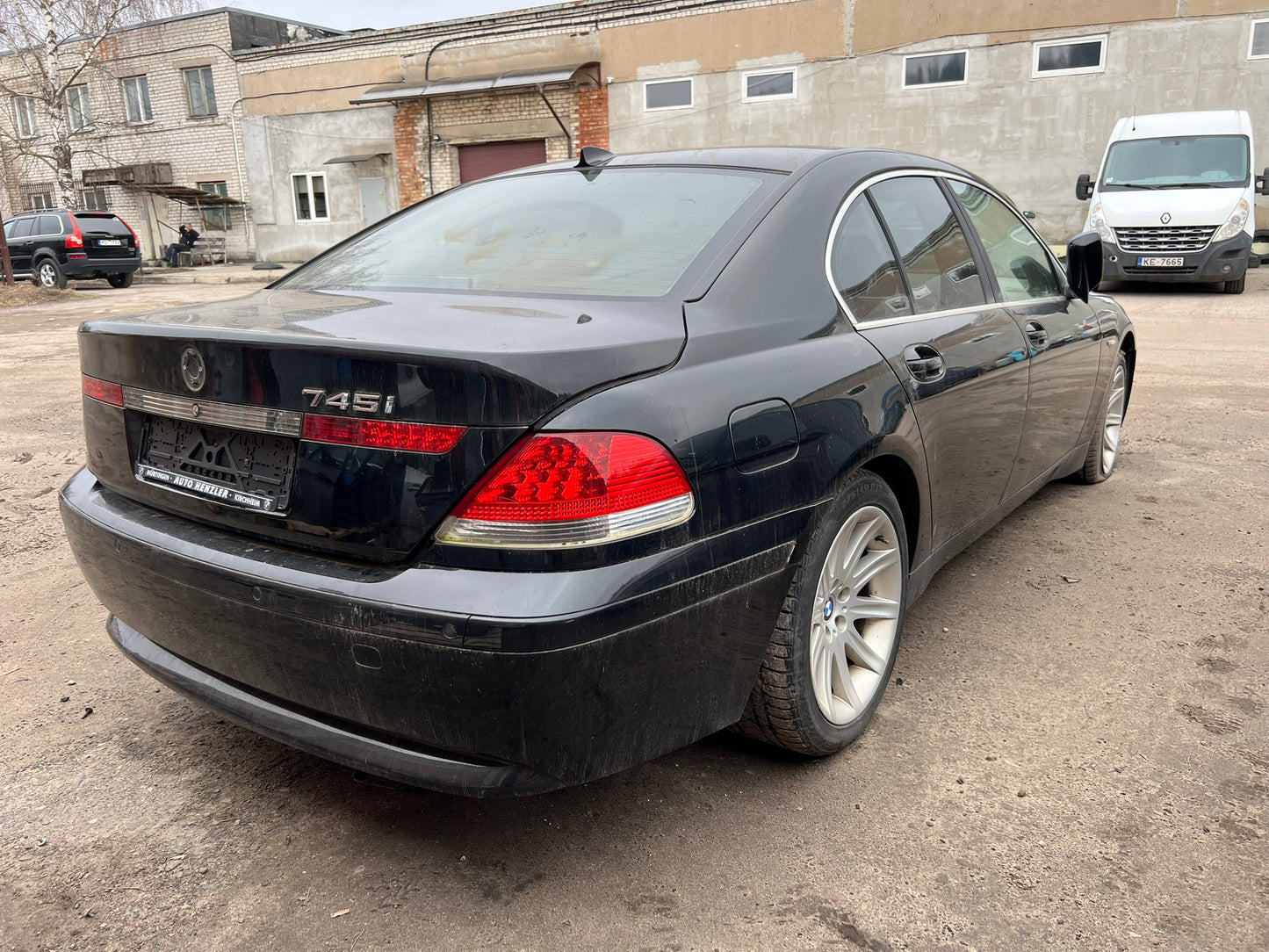 BMW E65 745 2002.G.