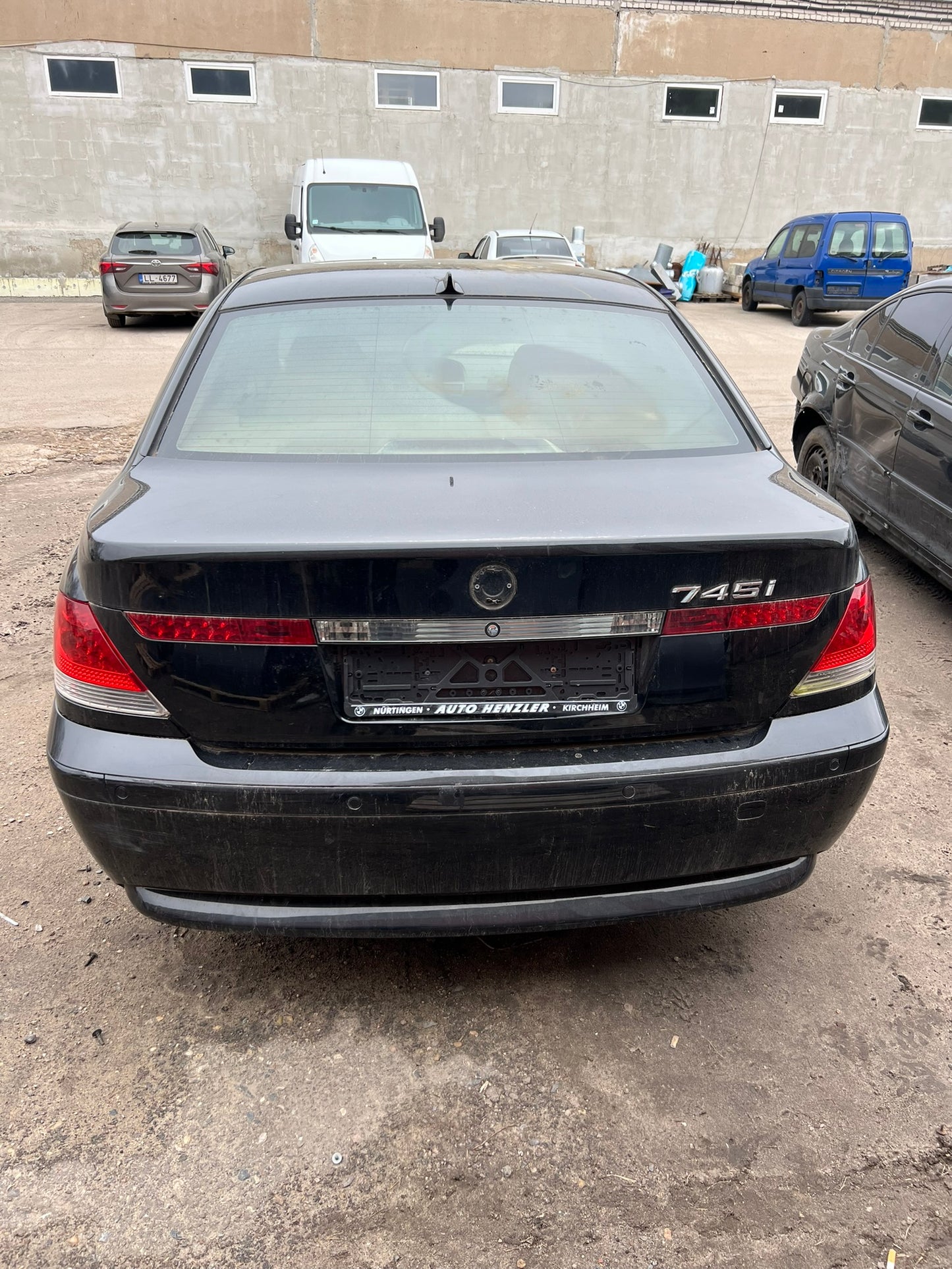 BMW E65 745 2002.G.