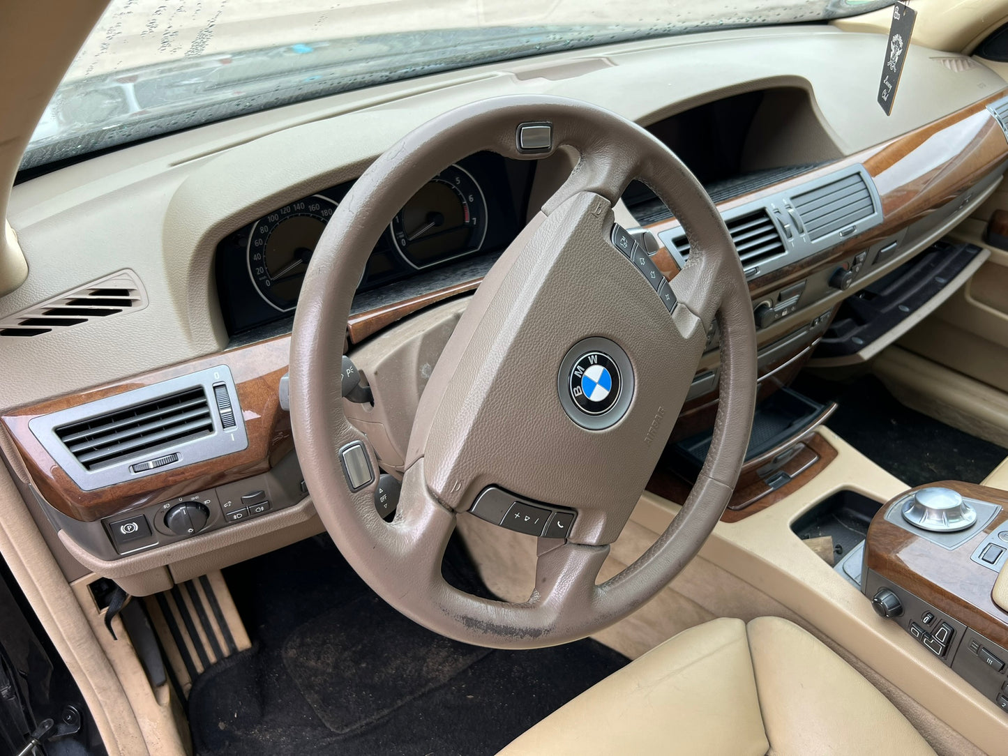 BMW E65 745 2002.G.