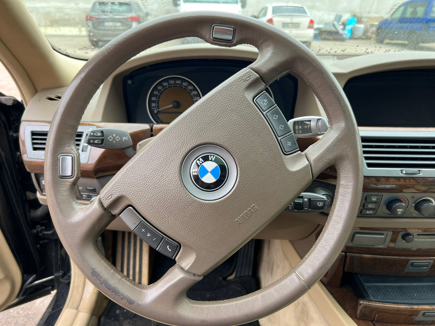 BMW E65 745 2002.G.