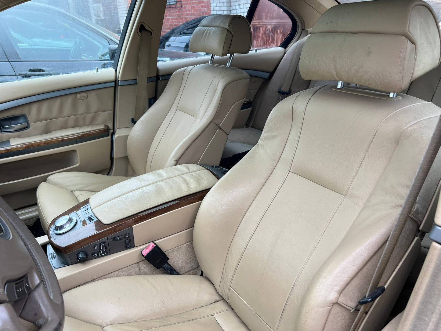 BMW E65 745 2002.G.