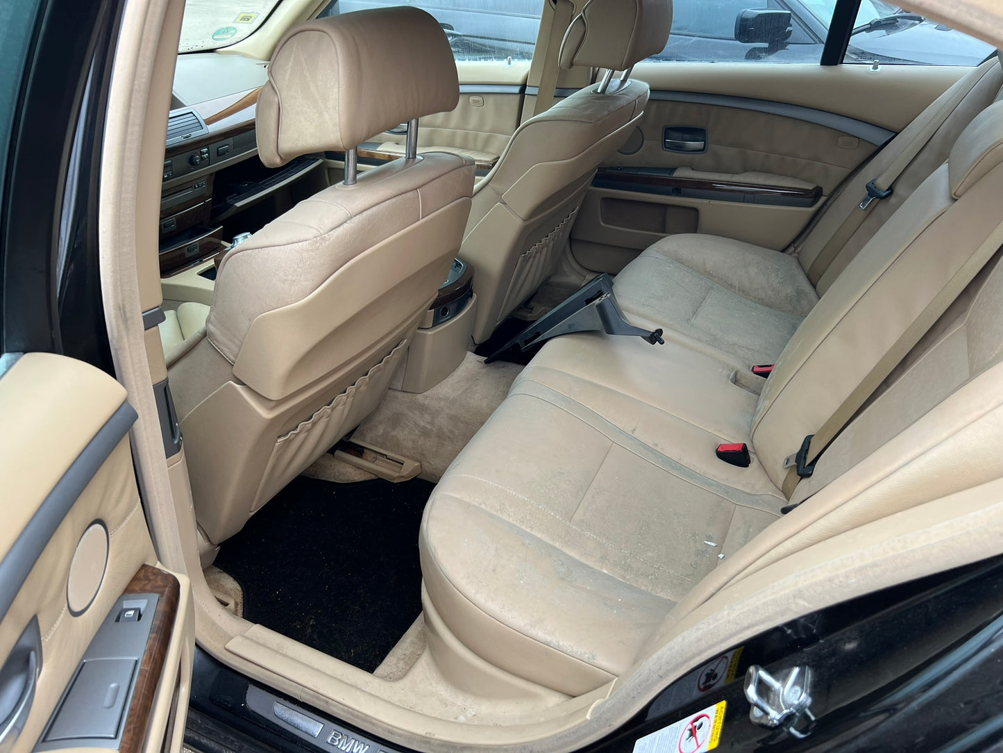 BMW E65 745 2002.G.