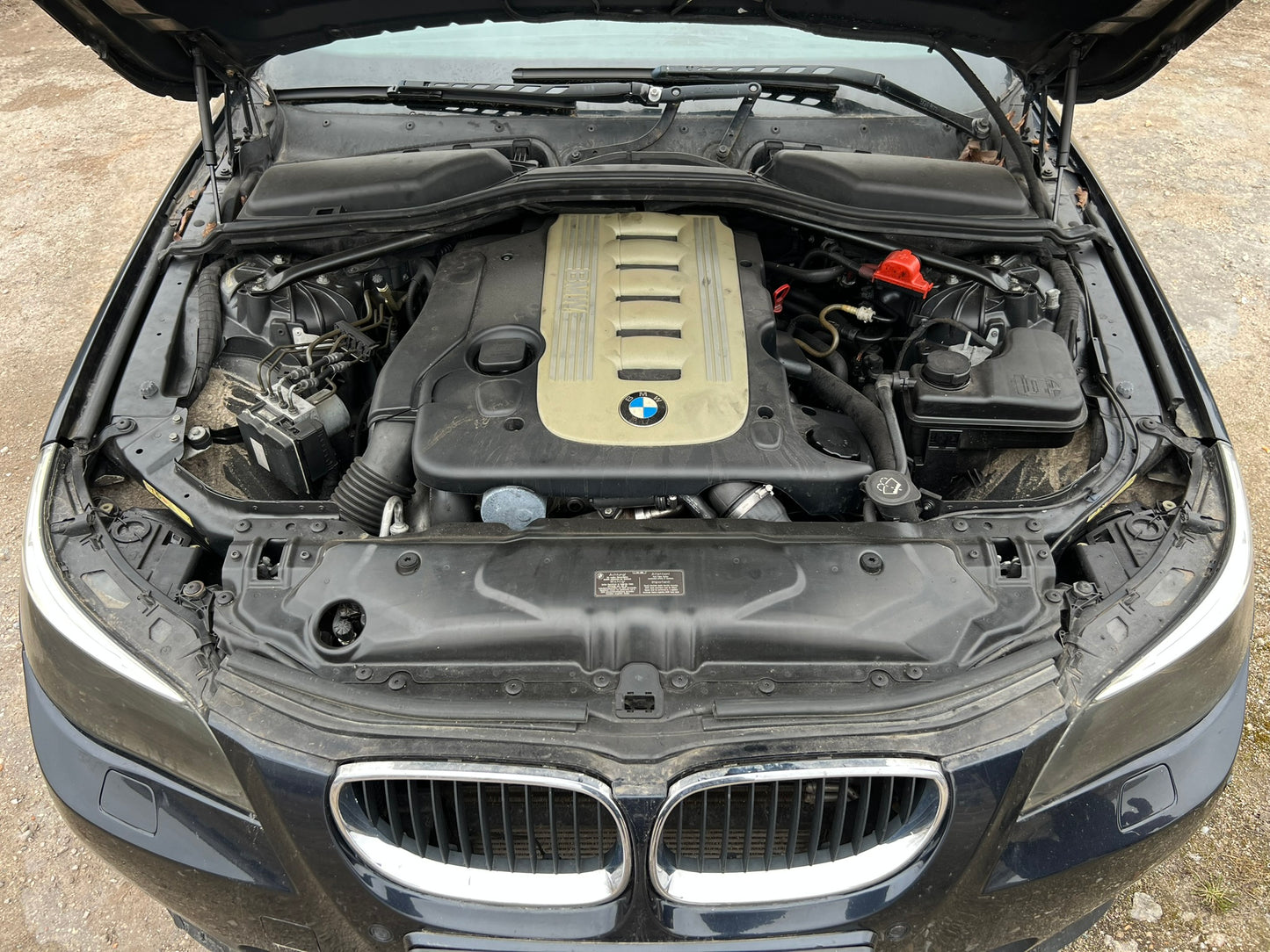 BMW E61 530d 2005.g. rezerves daļas