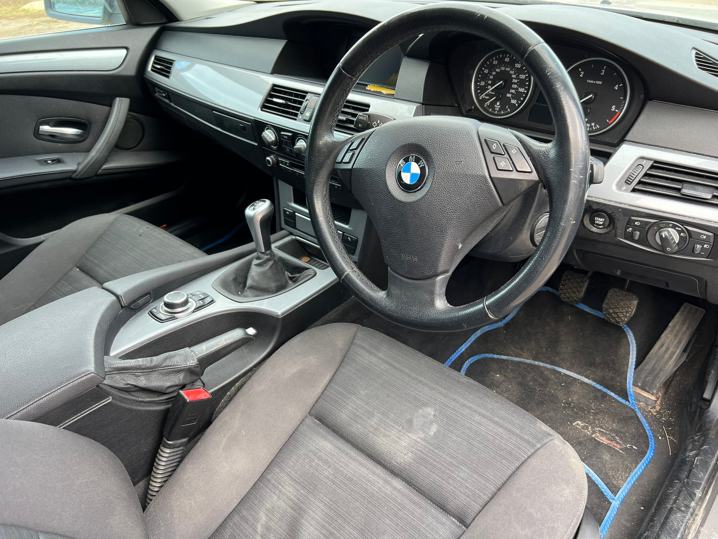 BMW 520D 2008.G. rezerves daļas